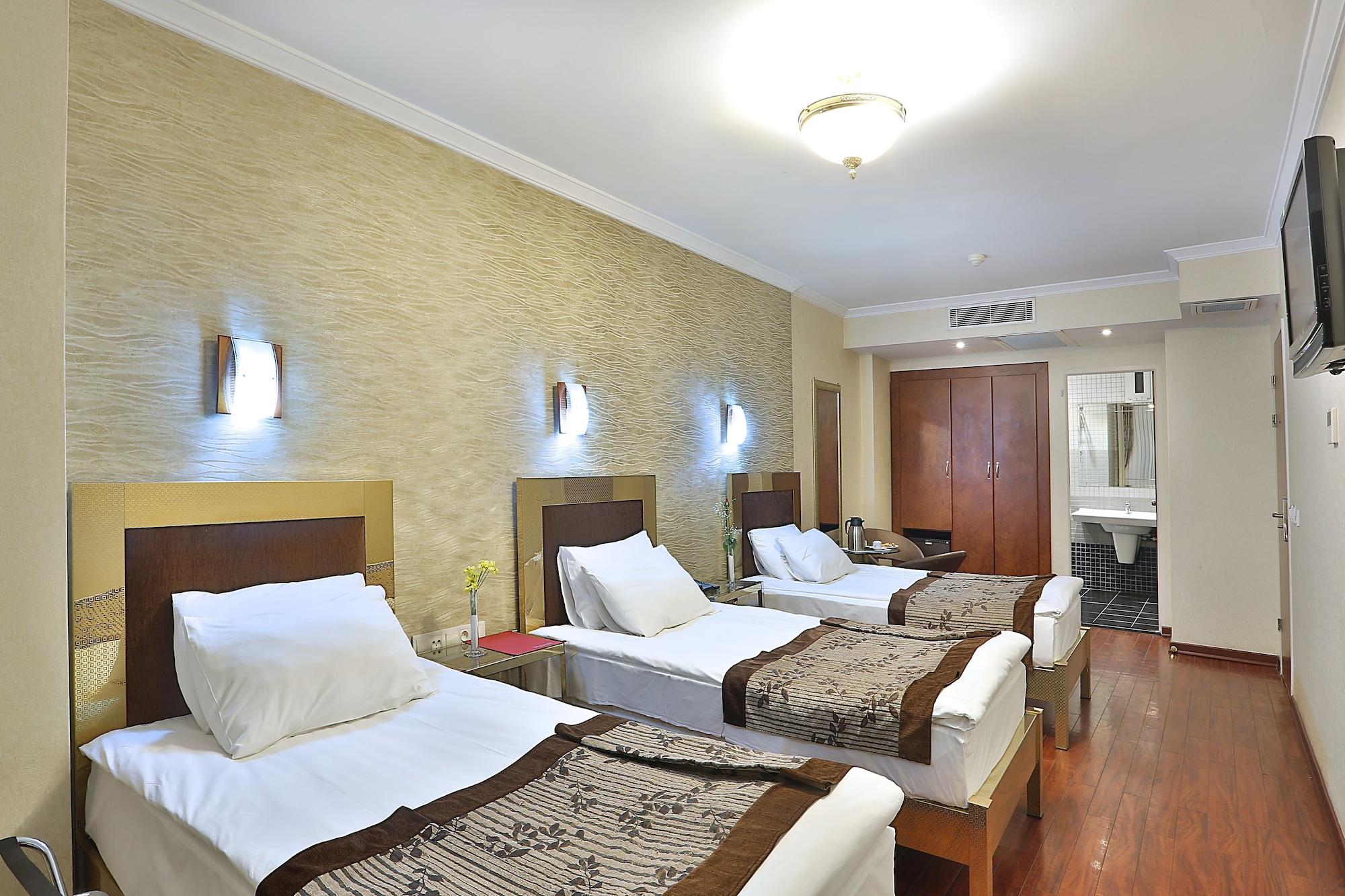 Grand Madrid Hotel Istanboel Buitenkant foto