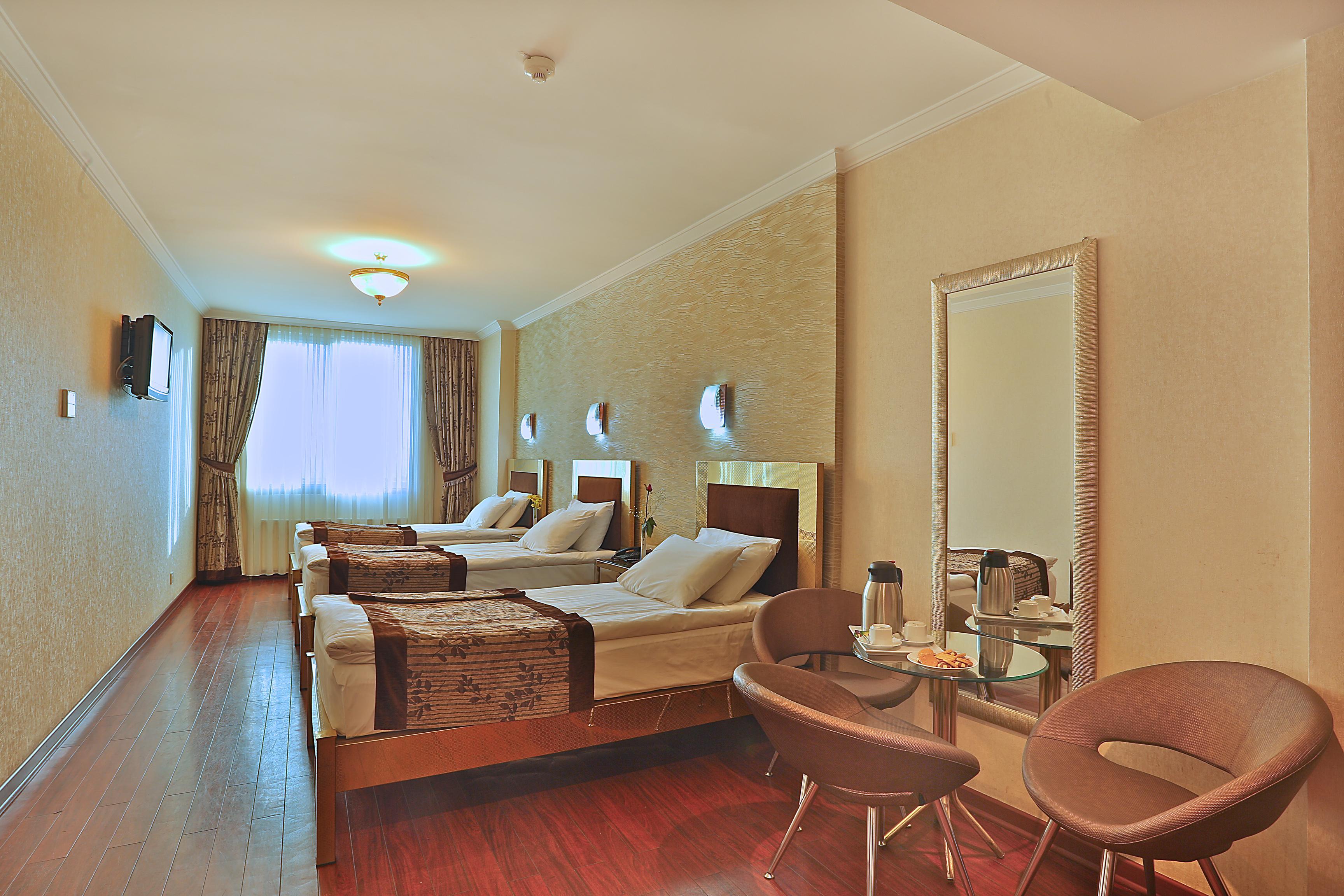 Grand Madrid Hotel Istanboel Buitenkant foto